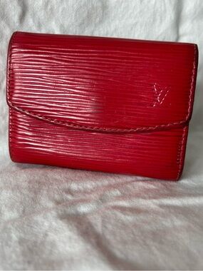 Authentic Louis Vuitton Epi Leather Compact Wallet